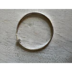 1 loose Silpada Hoop Earing
